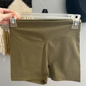 Balance Shorts